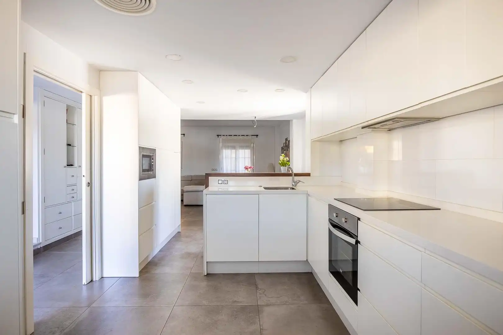 Maison jumelée avec jardin à vendre à 50 Avenida Mariana de Pineda #50, imagen 12