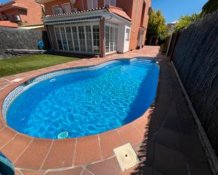 Swimming pool of Single-family semi-detached for sale in Rivas-Vaciamadrid  with Air Conditioner and Swimming Pool