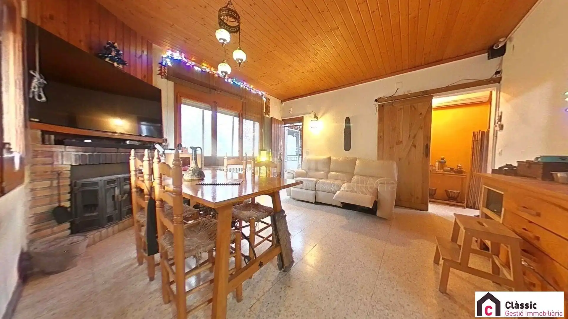 Sala d'estar de Casa o xalet en venda en Riells i Viabrea amb Calefacció, Jardí privat i Traster