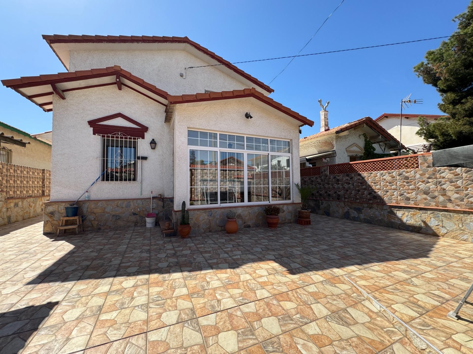 Exterior view of House or chalet for sale in Alicante / Alacant  with Terrace
