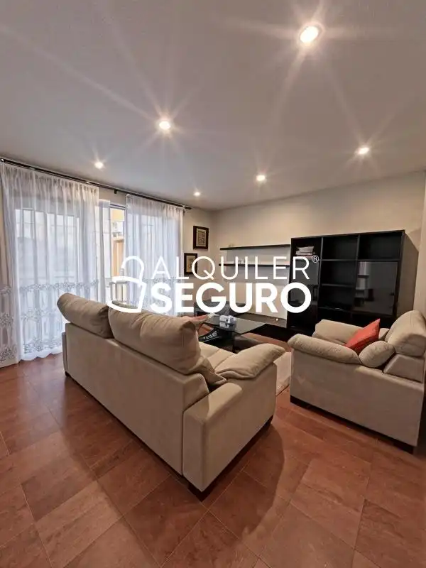 Sala d'estar de Casa o xalet de lloguer en Torrejón de Ardoz amb Aire condicionat, Calefacció i Terrassa
