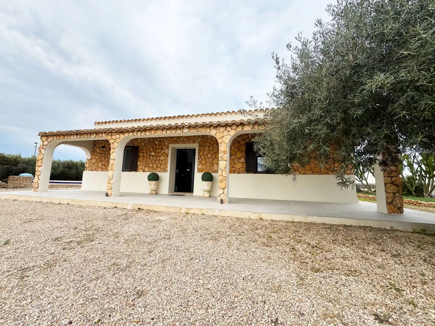 Vista exterior de Casa o xalet en venda en La Unión amb Aire condicionat, Jardí privat i Piscina