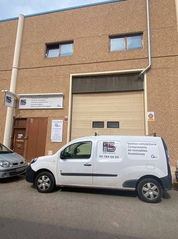 Nave industrial en Venta en Carrer de Frederic Soler, 63 en Ca n'Aurell