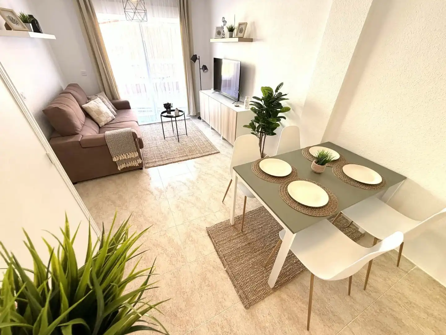 Ático moderno totalmente reformado con terraza en Torrevieja, imatge 4