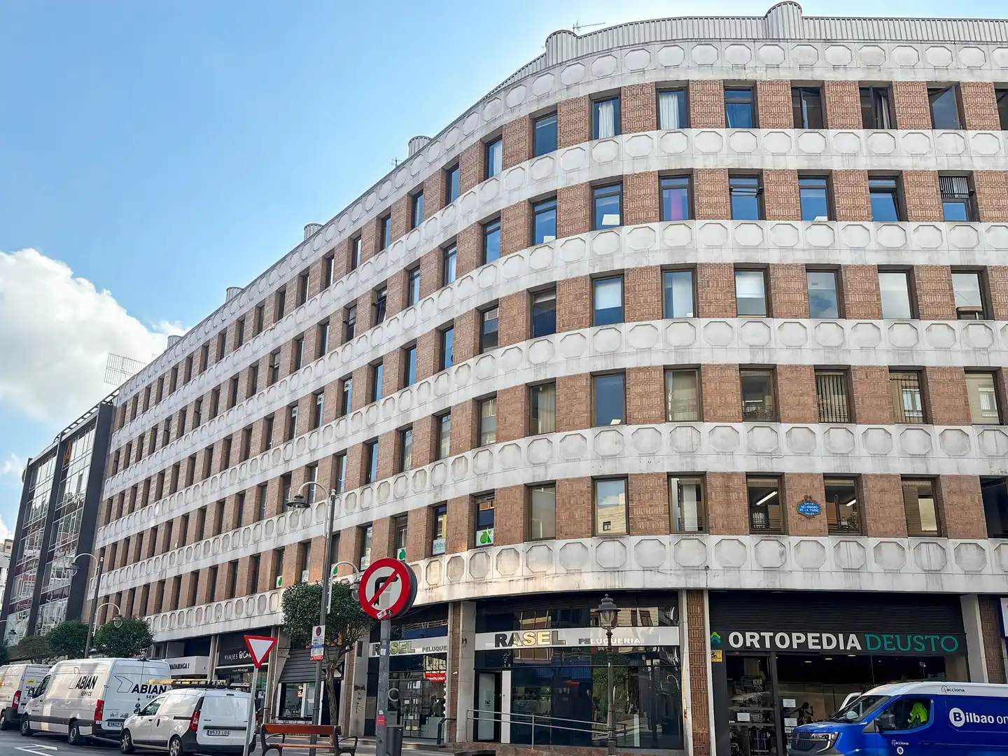 Exterior view of Office for rent in Bilbao   with Air Conditioner, Heating and Furnished