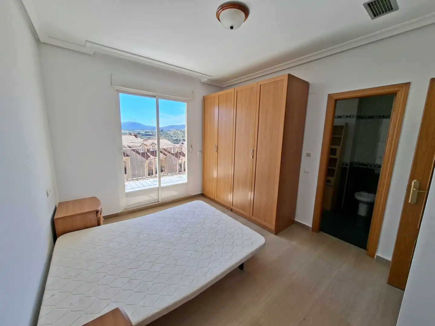 Bedroom of Houses for sale in Plasencia  with Air Conditioner
