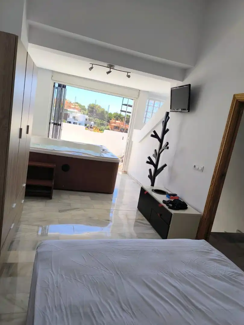 Einfamilien-Reihenhaus zur Miete in Reserva de Marbella