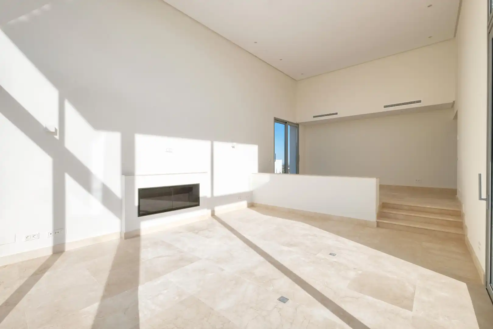 Chalet con terraza en venta en Los Arqueros  - Puerto del Almendro, imagen 13