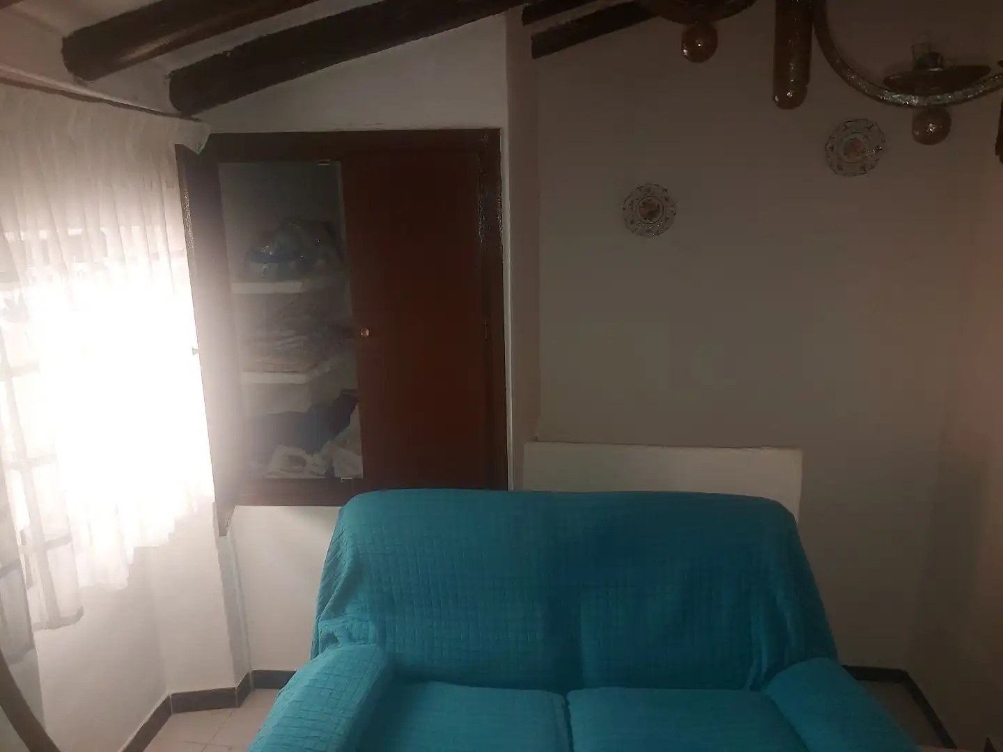 Casa aparellada amb jardí en venda a L'Escultor 10, imagen 5