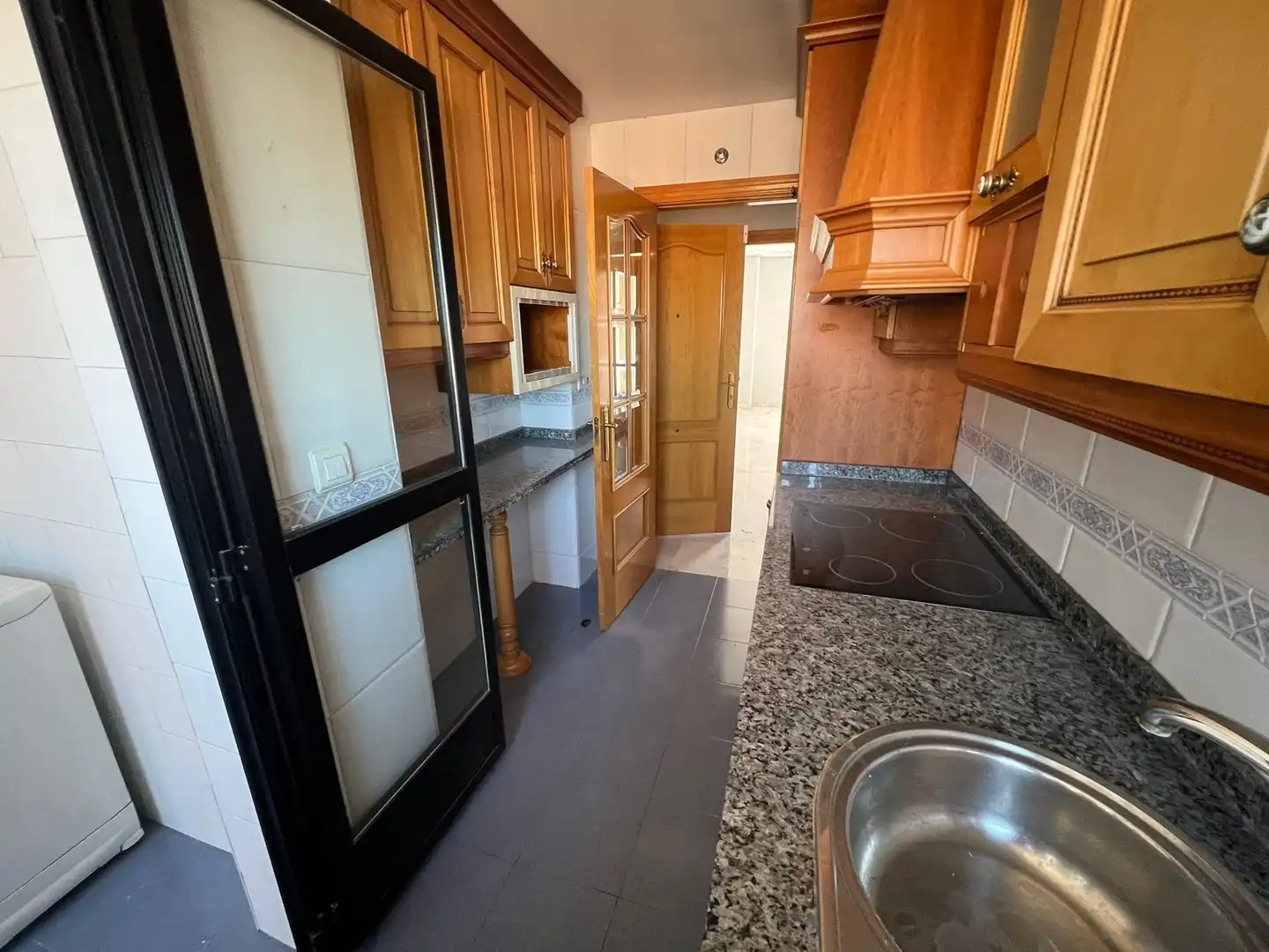 Cocina de Piso en venta en Granada con Calefacción