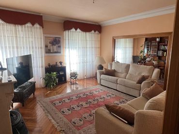 Appartement avec ascenseur à vendre à Calle Doctores Castroviejo
