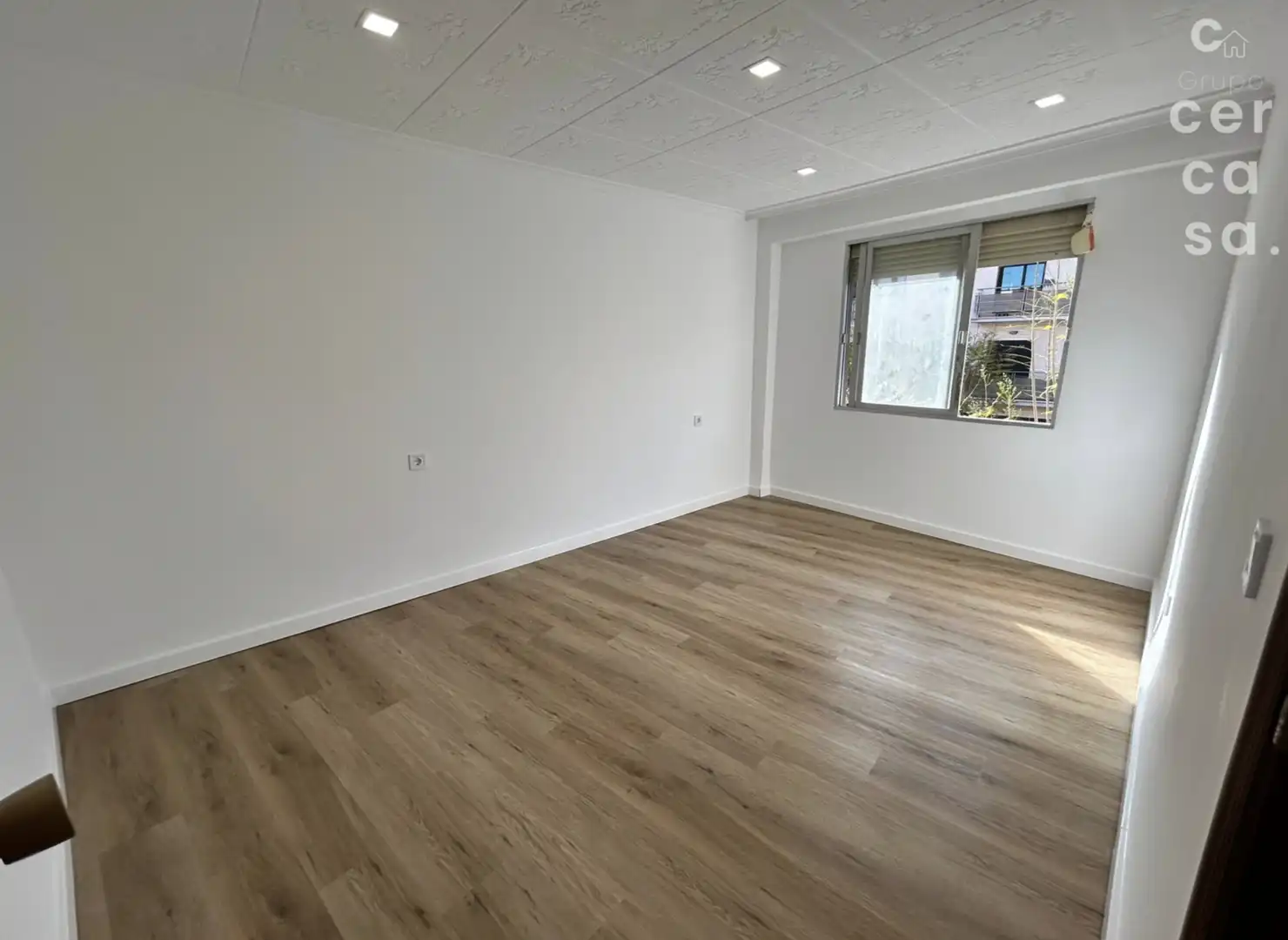 Piso en venta en Torrent con Balcón