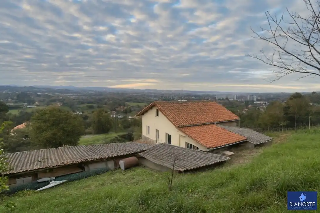 Vista exterior de Casa o chalet en venta en Gijón  con Calefacción, Trastero y Amueblado
