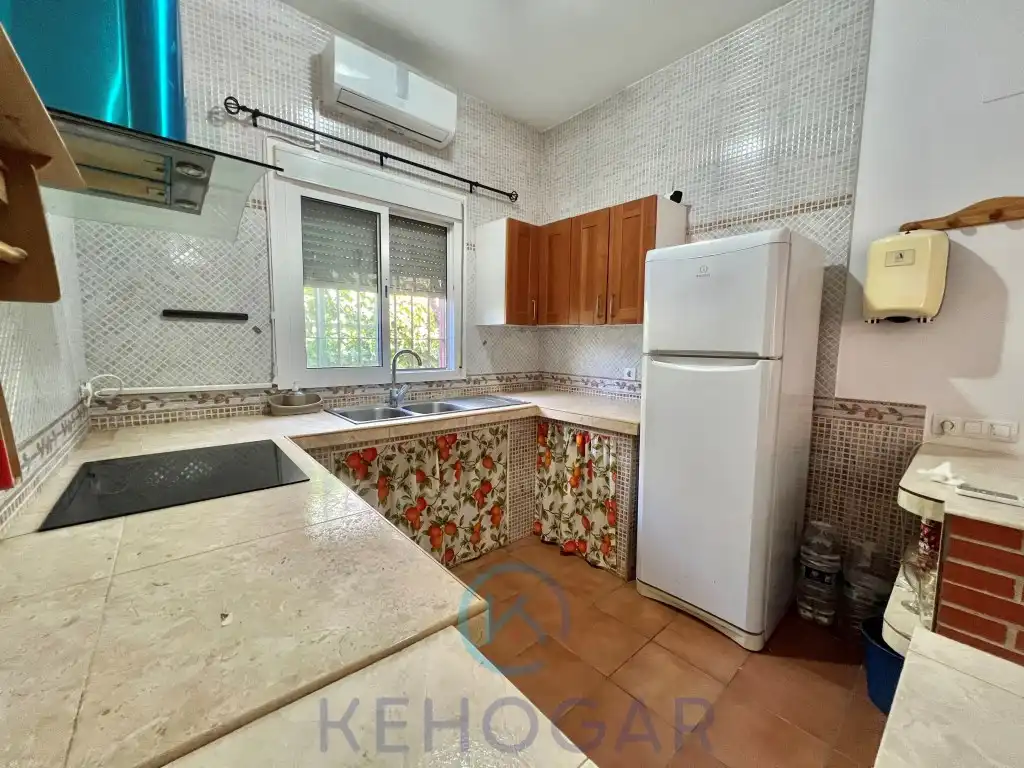 Küche von Residential zum Verkauf in Los Palacios y Villafranca