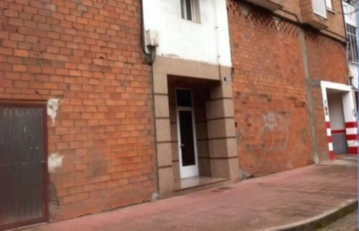 Local comercial en venda a Zona Alta, imagen 3