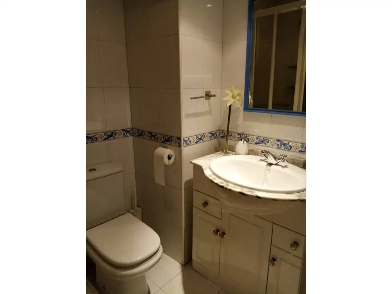 Baño de Estudio de alquiler en Madrid con Aire acondicionado, Calefacción y Amueblado