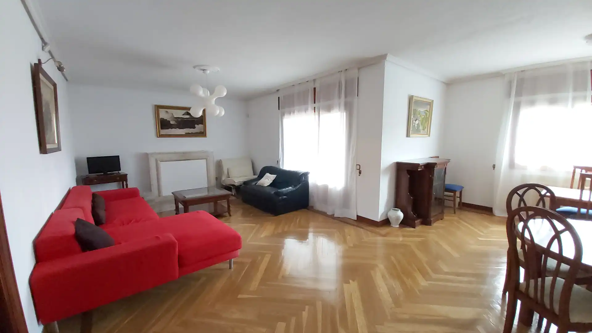 Sala d'estar de Casa o xalet en venda en Villaviciosa de Odón amb Aire condicionat, Calefacció i Jardí privat