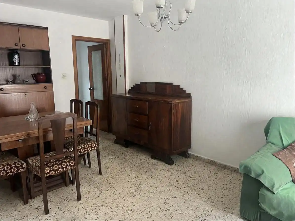 Piso con ascensor en venta en Calle Hermanos Pinzón, imagen 2