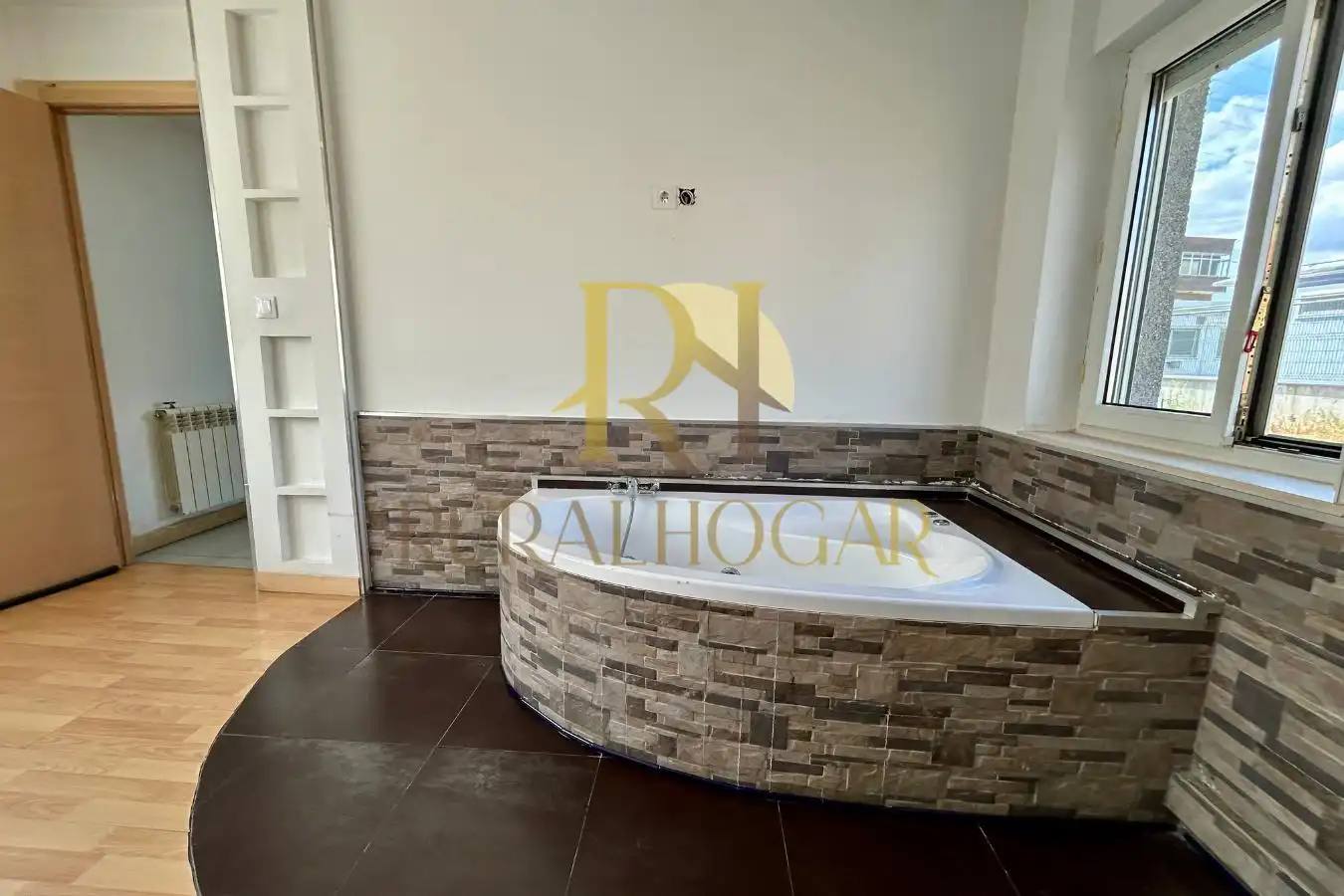 Baño de Casa o chalet en venta en Bustillo del Páramo con Calefacción, Jardín privado y Terraza