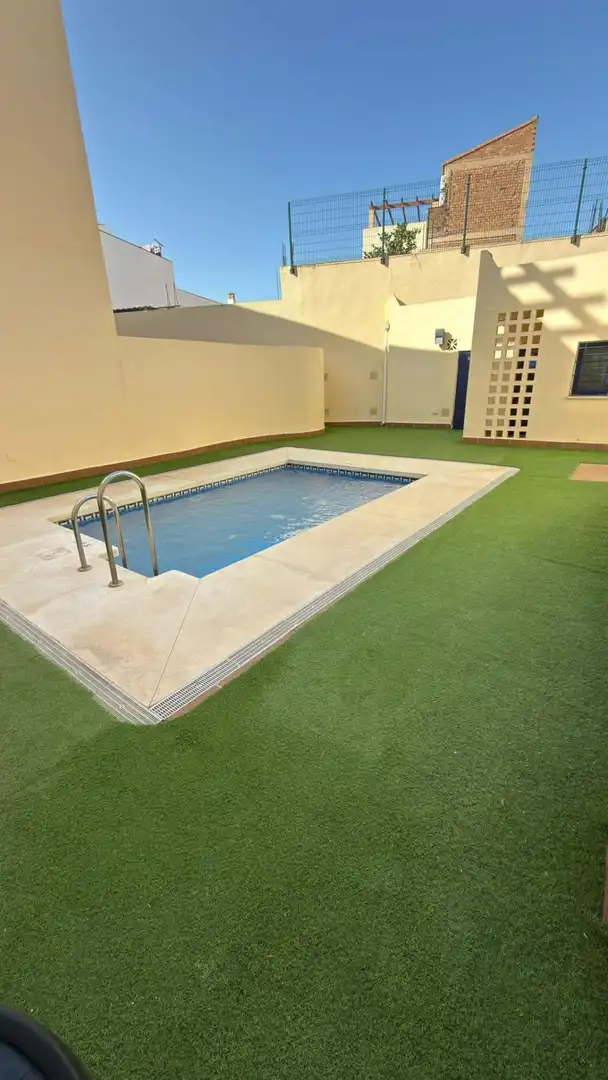 Piscina de Piso en venta en Torremolinos con Aire acondicionado, Balcón y Piscina comunitaria