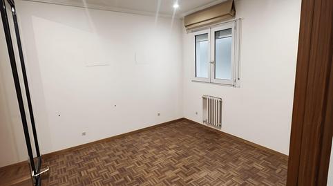 Foto 4 de Piso en venta en Moscardó,  Madrid Capital