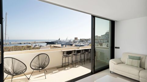 Foto 4 de Dúplex en venda a Muelle Ribera, Puerto Banús, Marbella