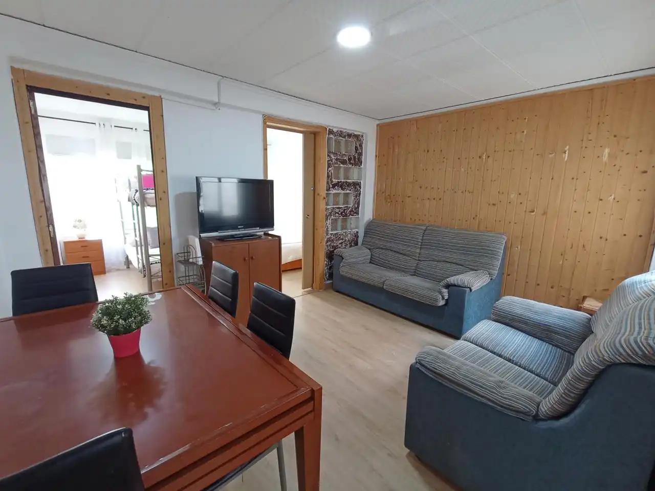 Flat for rent in Carrer Antonio Ponz, La Malva-rosa