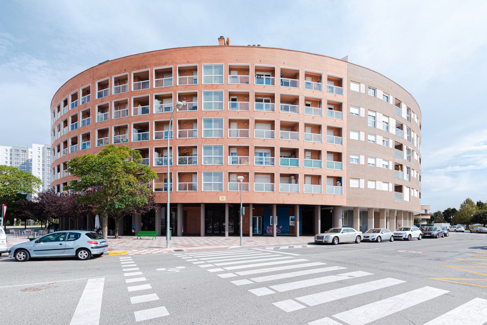 Vista exterior de Pis en venda en Barañáin / Barañain amb Parquet, Terrassa i Balcó