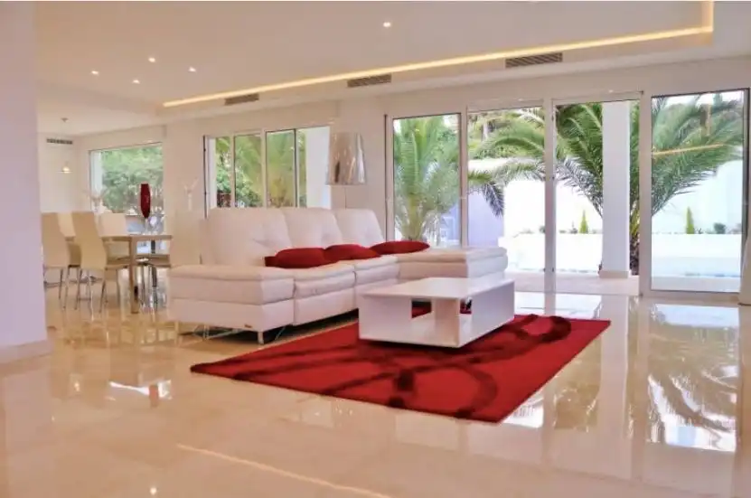 Sala d'estar de Casa o xalet en venda en Alicante / Alacant amb Aire condicionat, Calefacció i Jardí privat