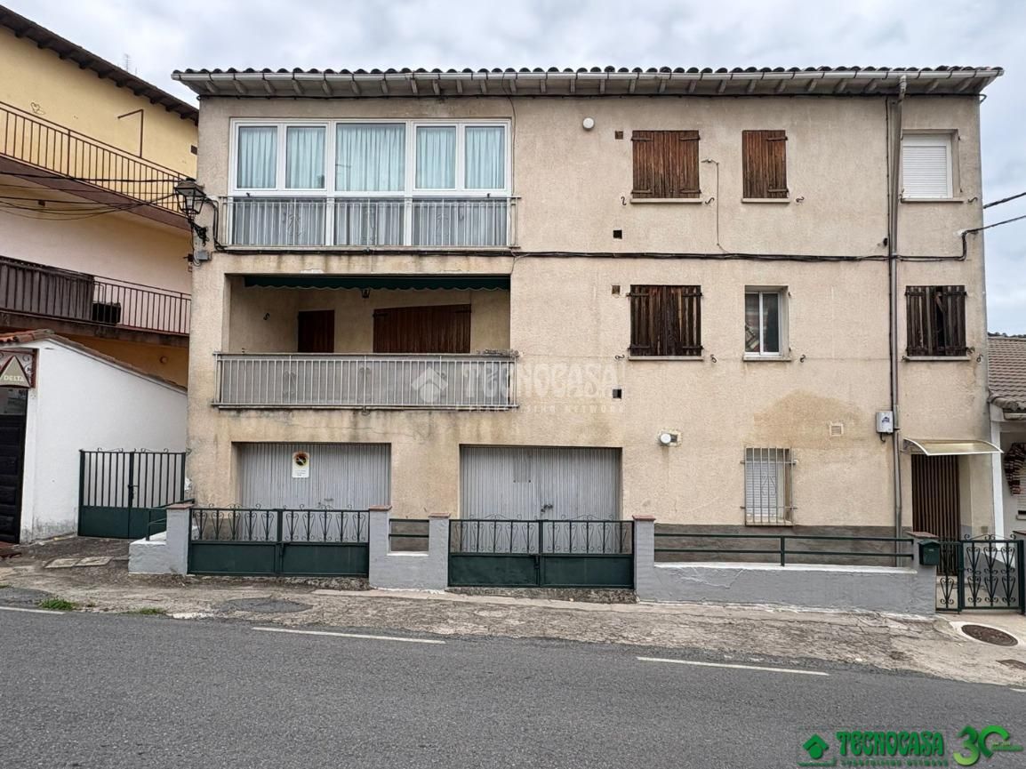 Vista exterior de Piso en venta en El Arenal  con Terraza y Trastero