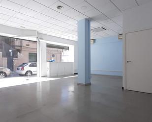 Premises to rent in Badalona  with Air Conditioner