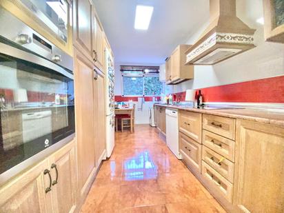 Kitchen of Flat for sale in Málaga Capital  with Private garden, Terrace and Community pool