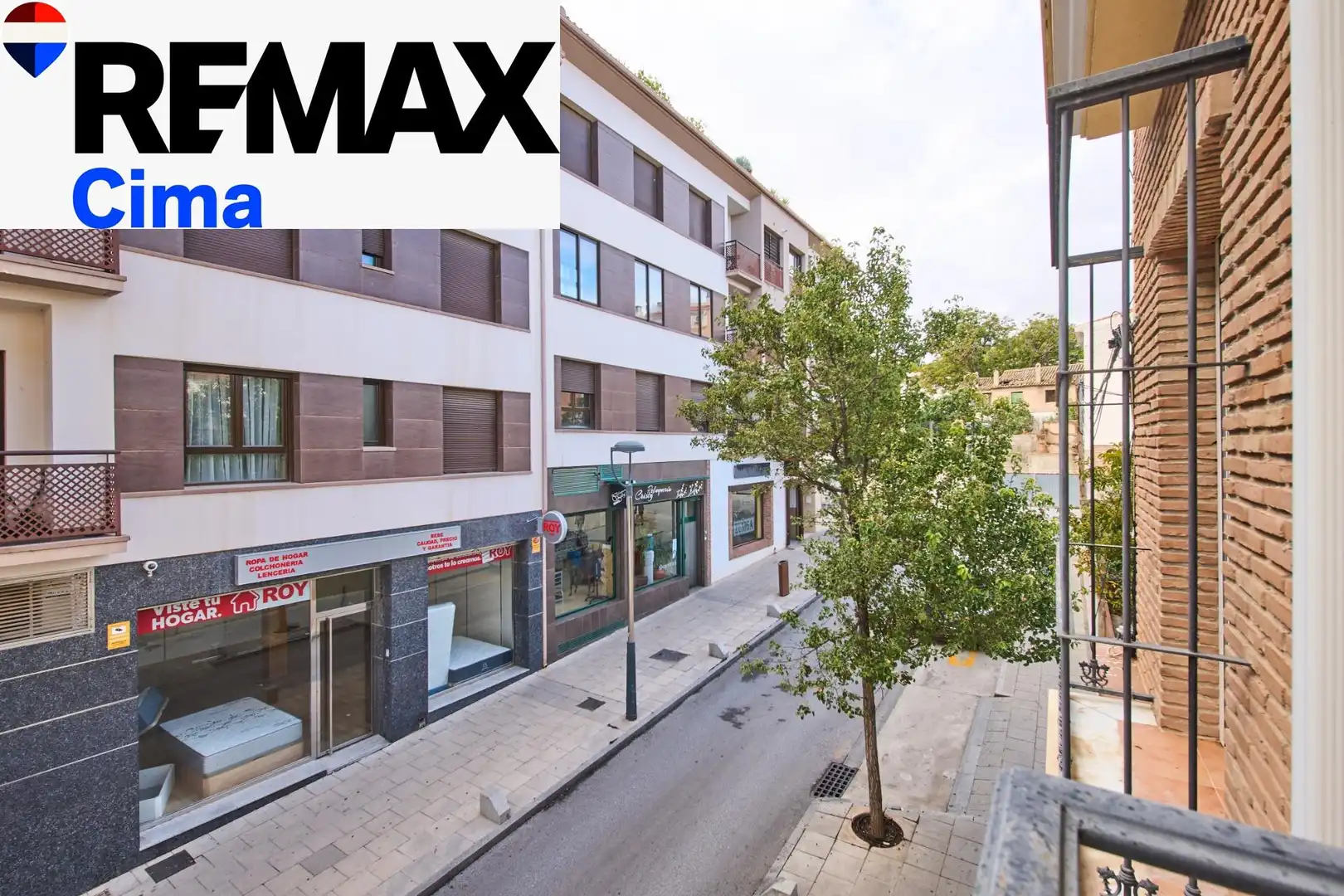 Vista exterior de Piso en venta en Baza, Granada