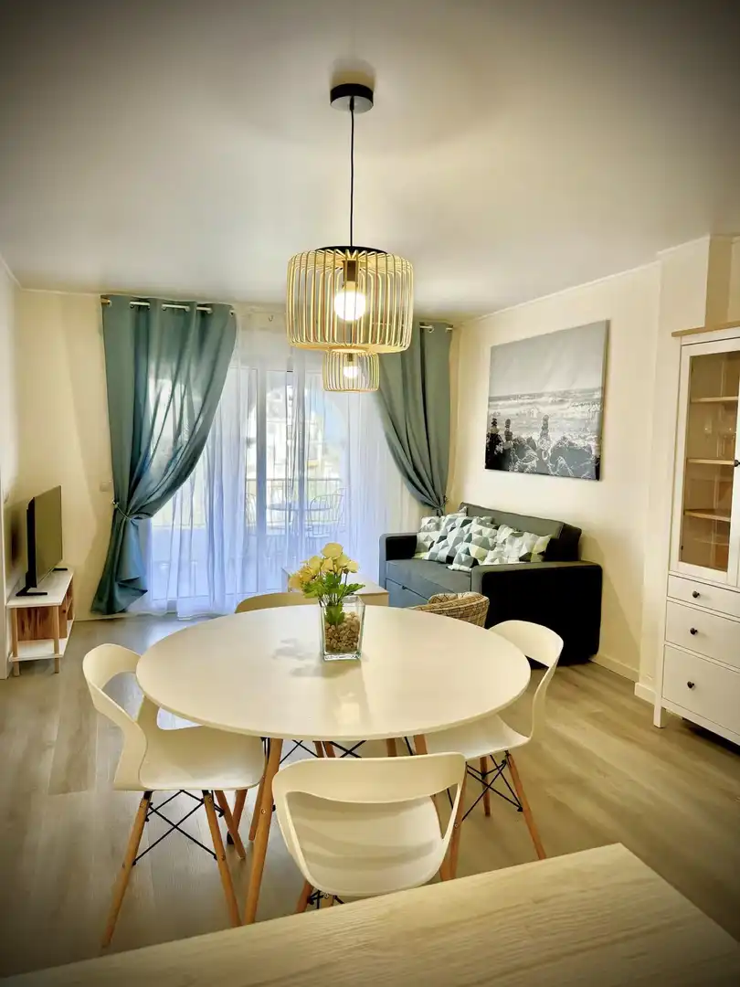 Apartment with terrace for sale in Puerto de la Duquesa, imagen 2