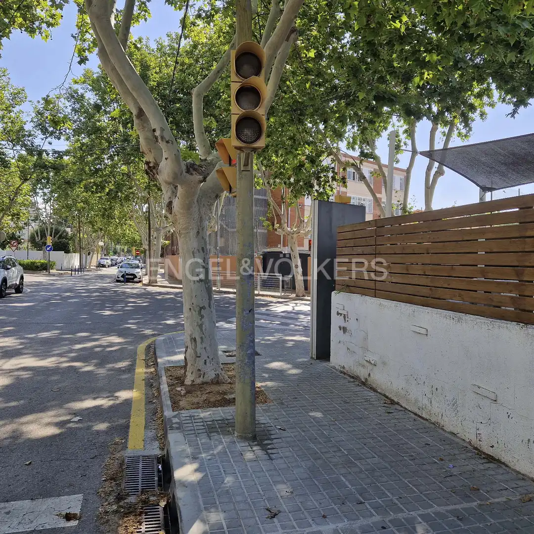 Vista exterior de Residencial en venta en Castelldefels