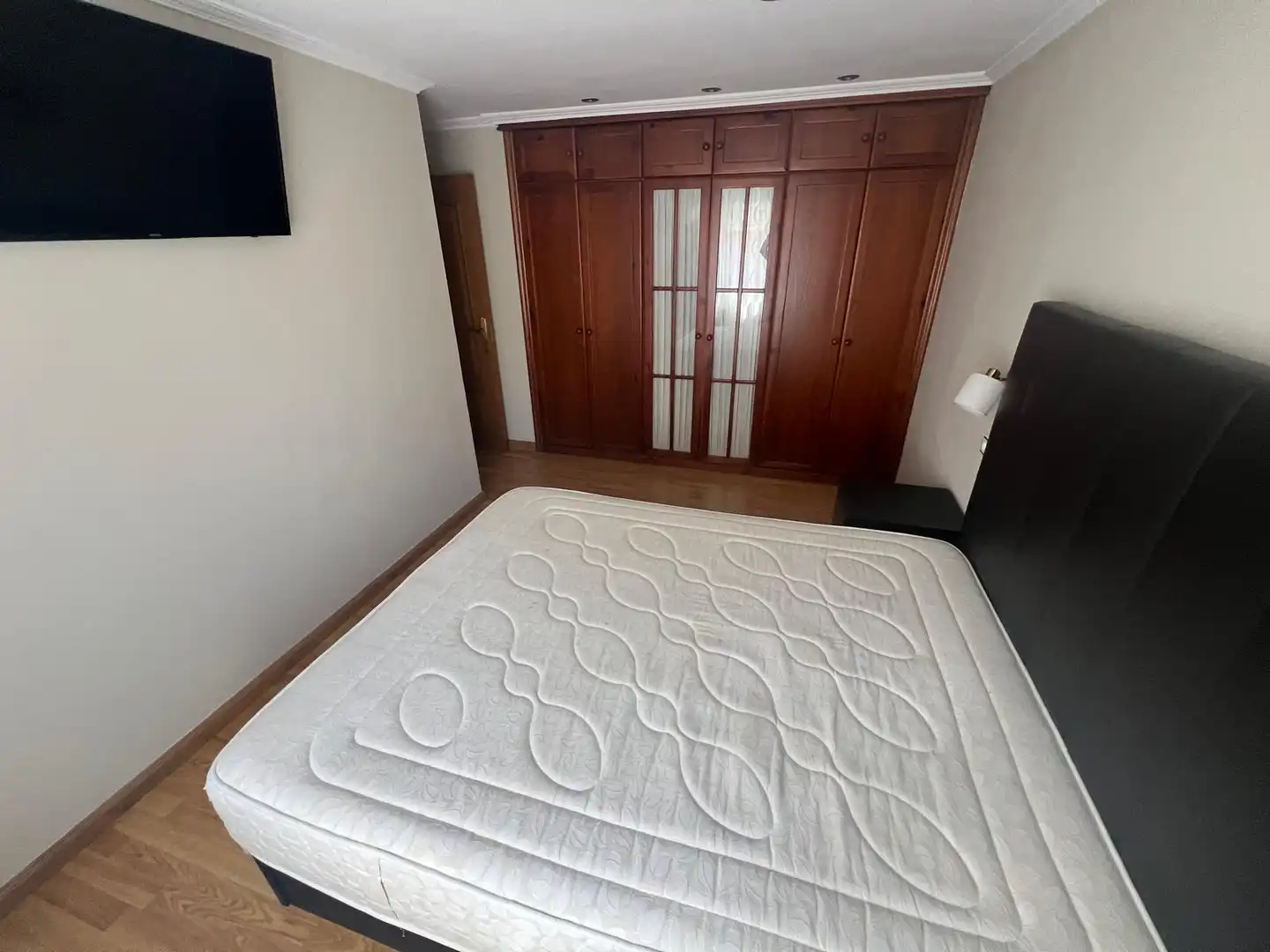 Dormitori de Pis en venda en Gijón  amb Parquet i Alarma