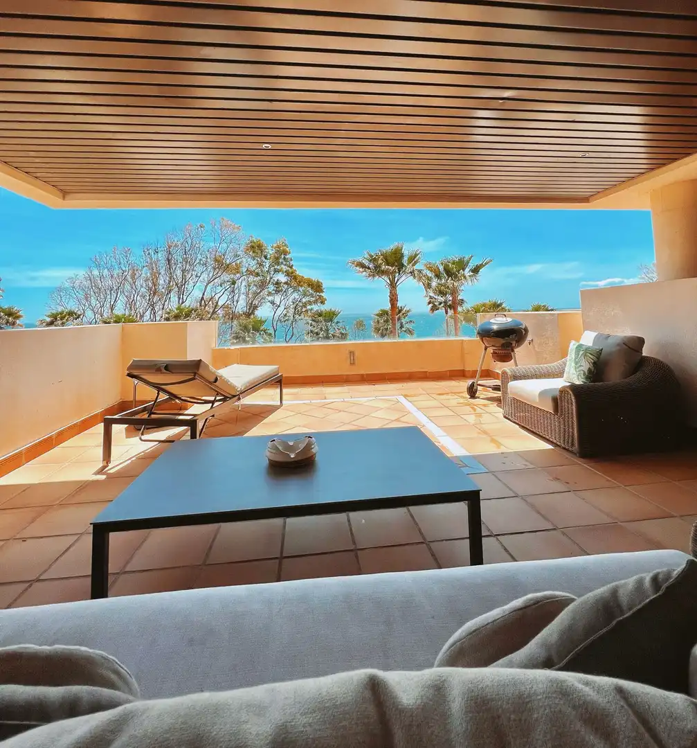 Terrassa de Apartament de lloguer en Estepona