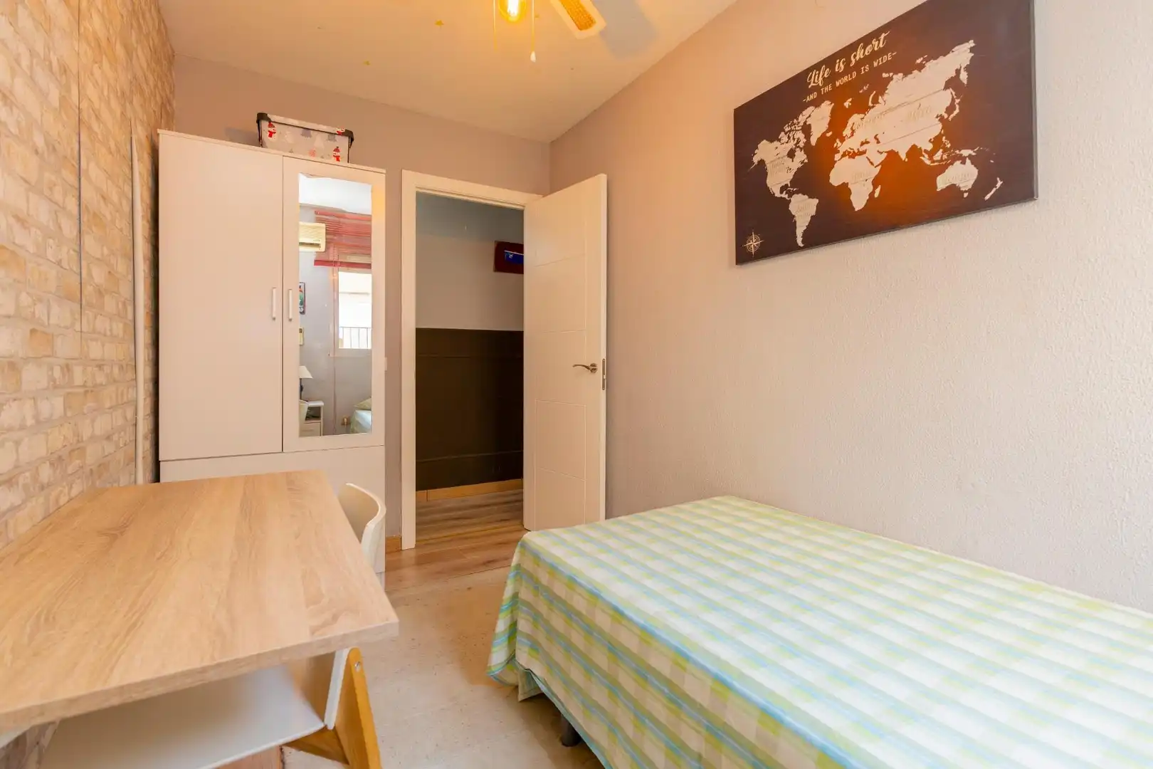 Schlafzimmer von Wohnung zum Verkauf in Sevilla