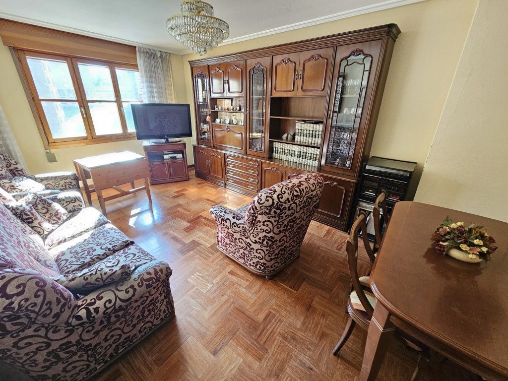 Sala d'estar de Pis en venda en Avilés