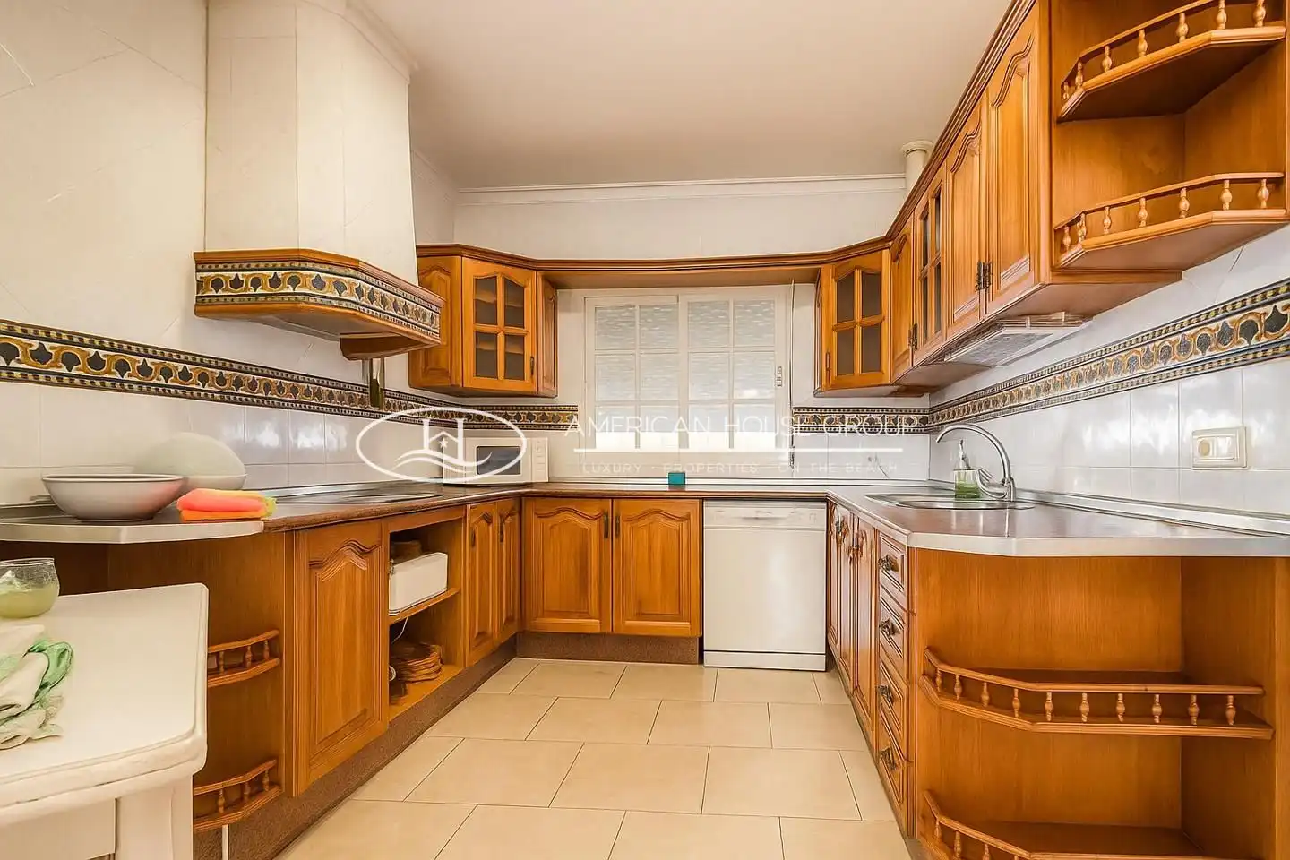 Kitchen of Houses for sale in Chiclana de la Frontera
