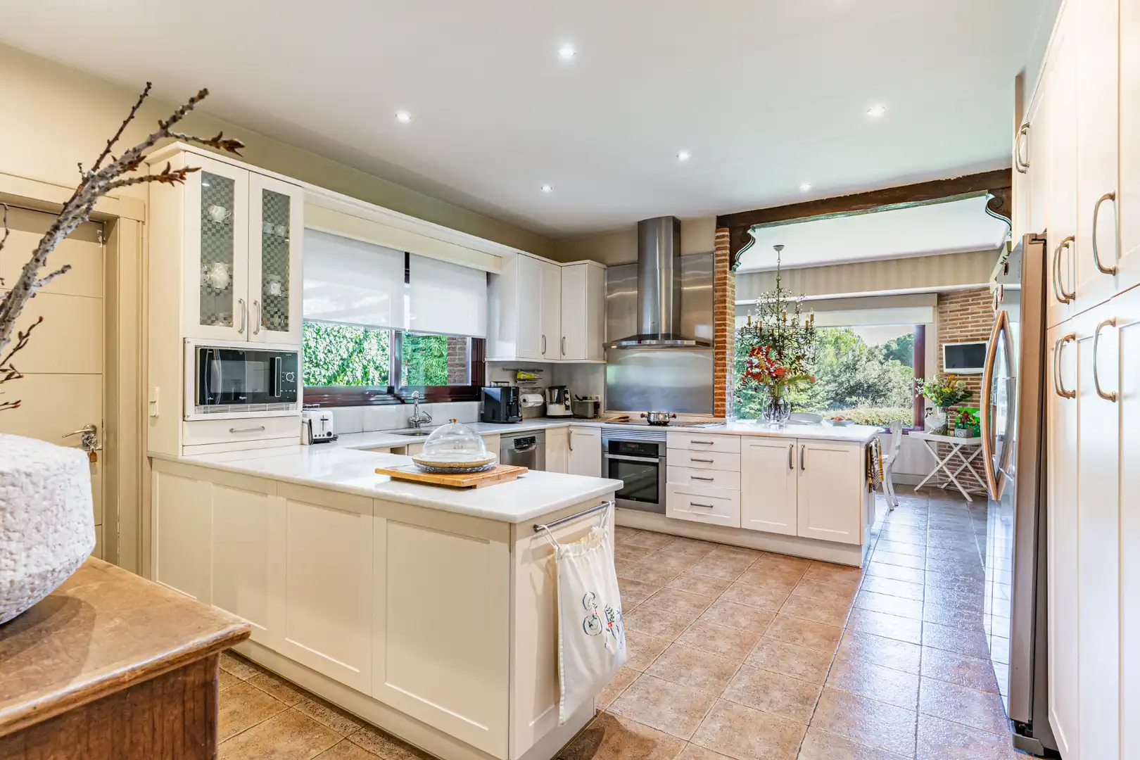 Cocina de Casa o chalet en venta en Majadahonda con Aire acondicionado, Calefacción y Jardín privado