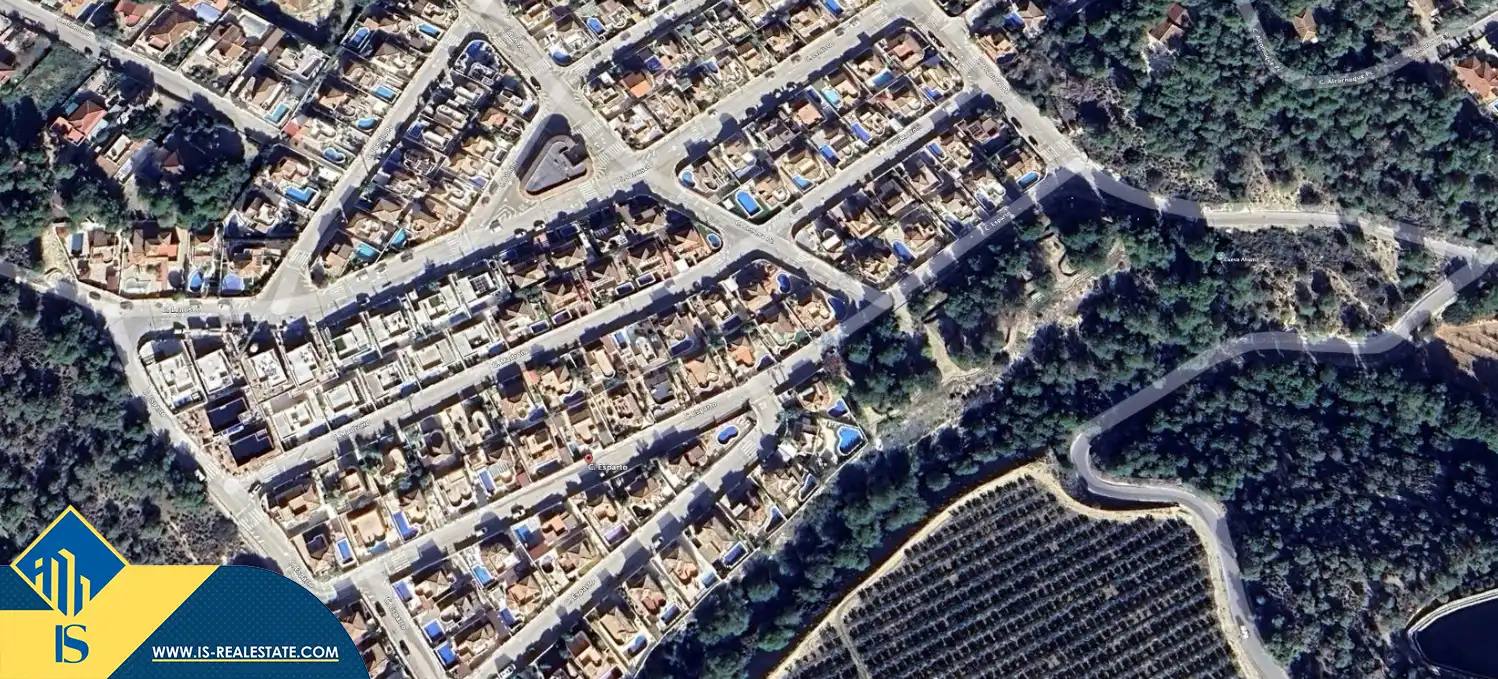 Xalet amb jardí en venda a El Pinar de Campoverde