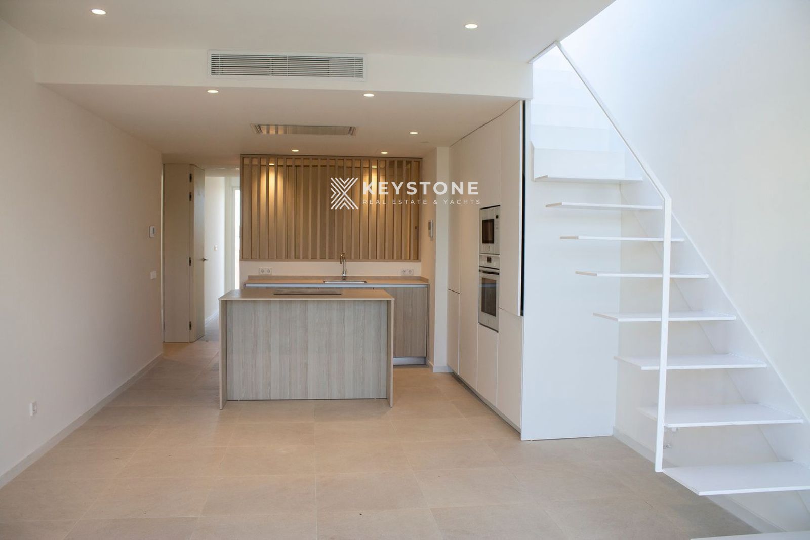 Attic to rent in CALLE DE SALVADOR DALÍ, Son Cotoner