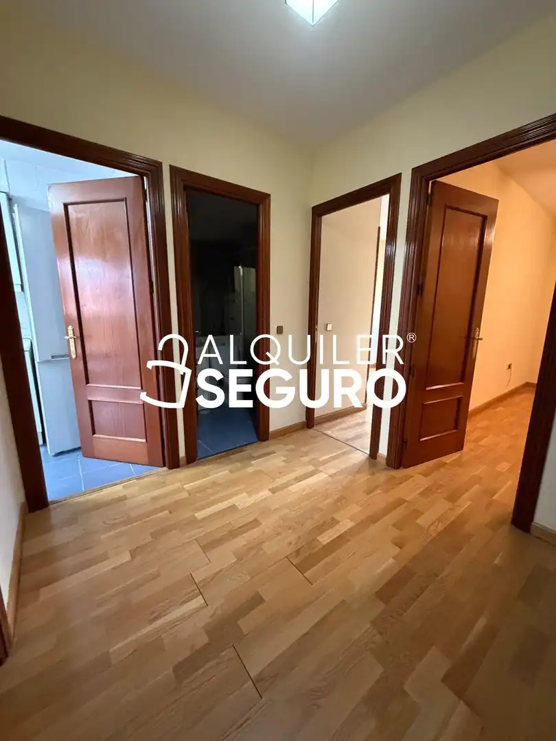 Flat for rent in Mendivil, Numancia
