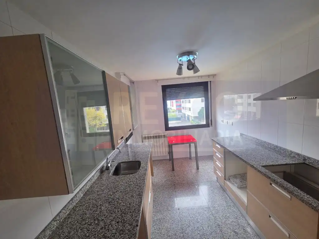 Cocina de Piso en venta en  Logroño