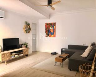 Living room of Flat to rent in  Valencia Capital  with Air Conditioner, Heating and Furnished