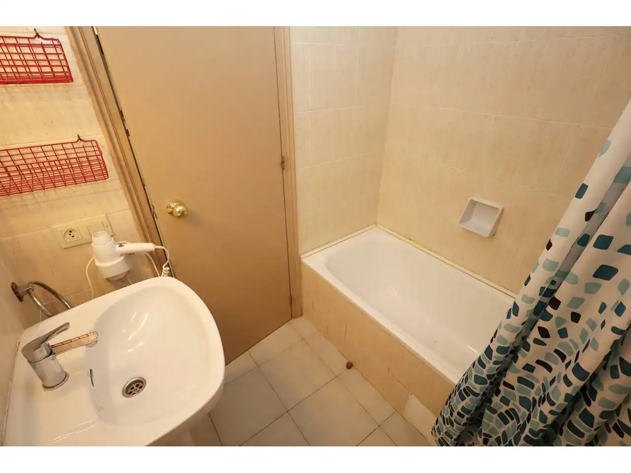 Bathroom of Attic for sale in Lloret de Mar  with Air Conditioner, Heating and Furnished