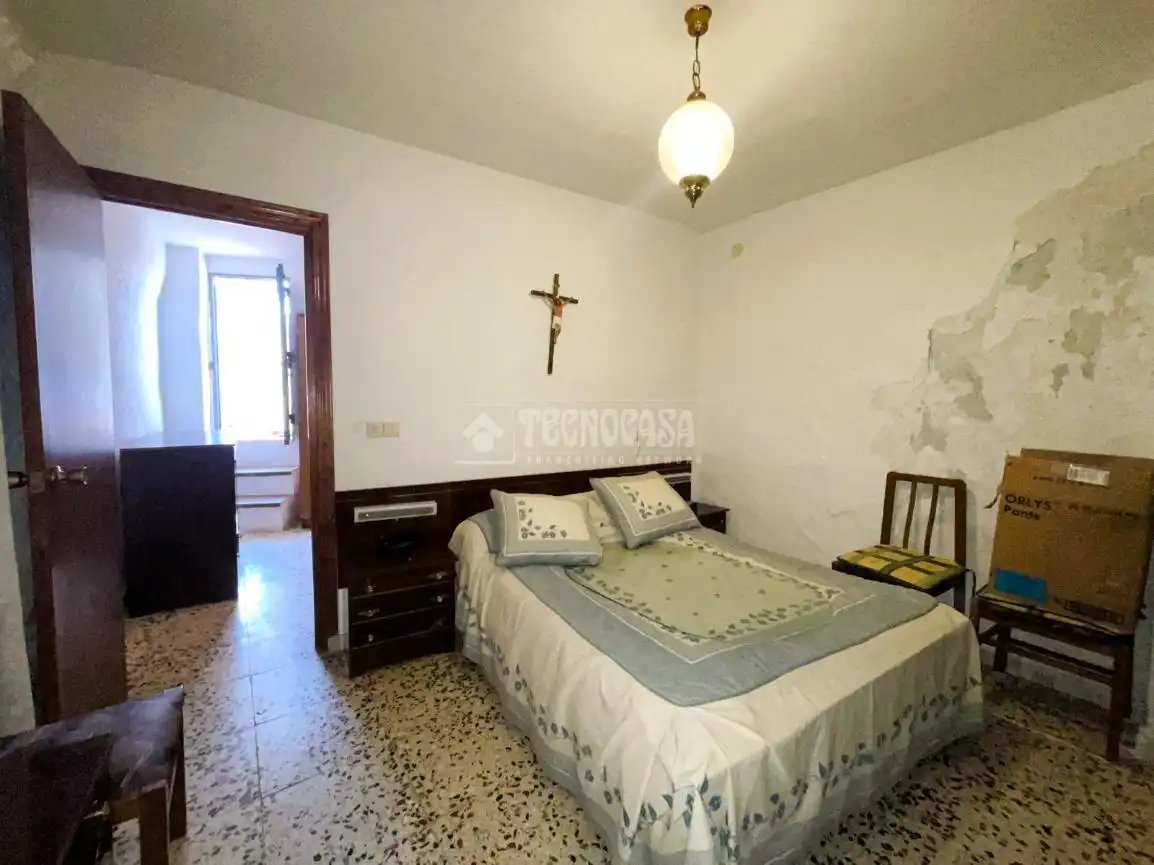 Casa adosada en venda a Guadix