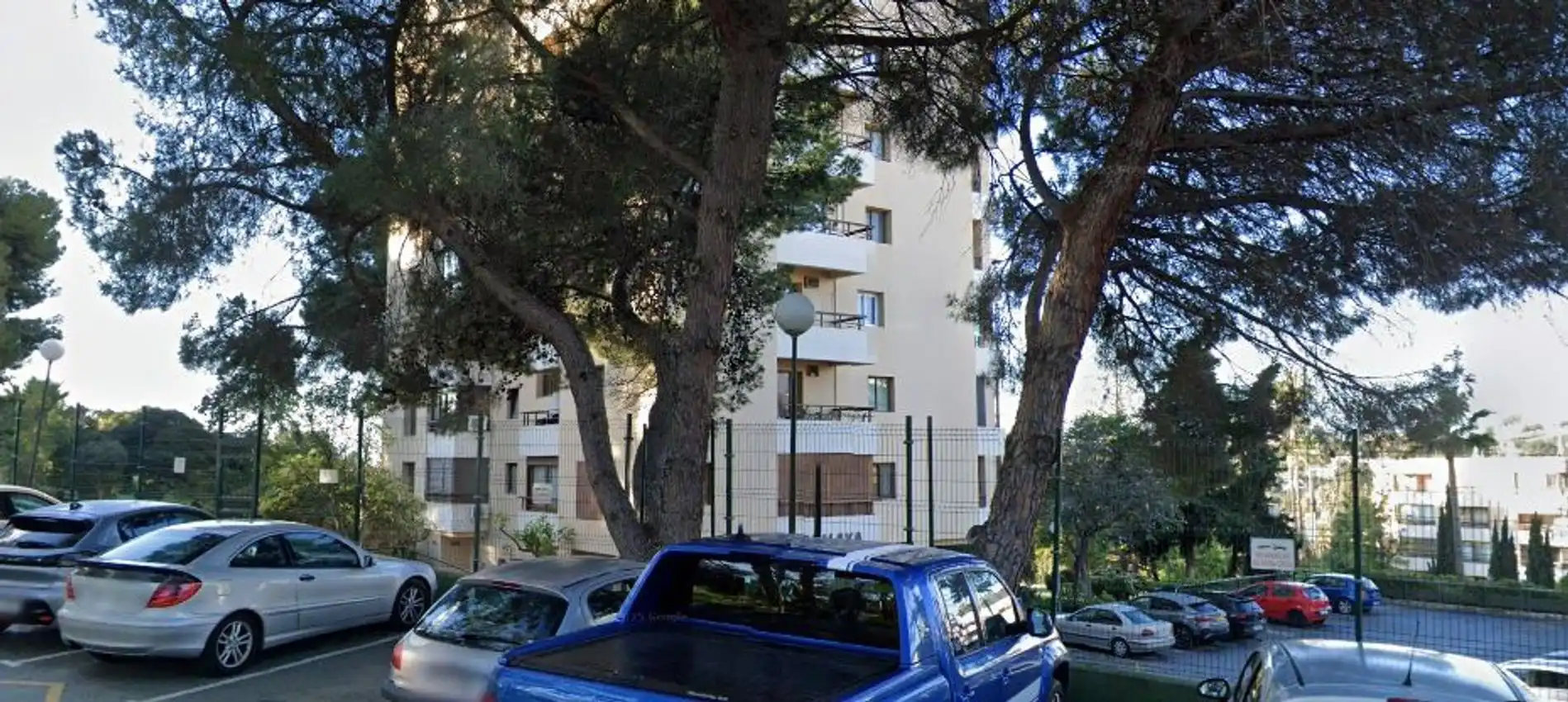 Vista exterior de Apartamento en venta en Marbella con Aire acondicionado, Calefacción y Amueblado