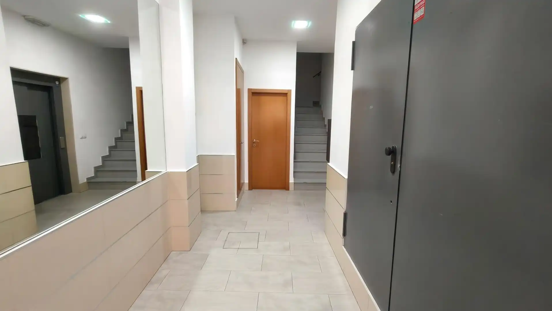 Ático en venta en Castellón de la Plana / Castelló de la Plana con Terraza, Amueblado y Balcón